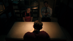 RD-Caps-4x02-Fast-Times-at-Riverdale-High-67-Betty-Charles-Kevin