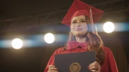 RD-Promo-5x03-Graduation-11-Cheryl.jpg (415 KB)