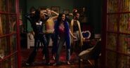 KK-Promo-1x05-Song-for-a-Winters-Night-29-Katy-Pepper-Josie-Jorge-Ginger