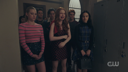 RD-Caps-4x19-Killing-Mr-Honey-110-Betty-Kevin-Jughead-Cheryl-Archie-Veronica