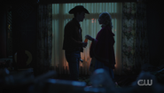 RD-Caps-7x11-Halloween-II-95-Archie-Betty