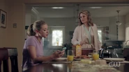 RD-Caps-2x01-A-Kiss-Before-Dying-23-Betty-Alice.png (1.08 MB)