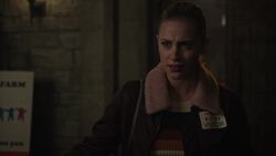 RD-Caps-3x17-The-Raid-13-Betty