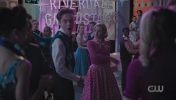 Betty slaps Troy