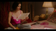 KK-Caps-1x05-Song-for-a-Winters-Night-90-Katy