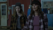 RD-Caps-3x08-Outbreak-99-Jellybean-Gladys.jpg (139 KB)