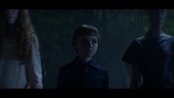 CAOS-Caps-1x04-Witch-Academy-113-Quentin