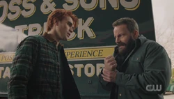 Frank hurts his hand hitting Archie