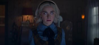 CAOS-Caps-2x08-The-Mandrake-56-Sabrina-Mandrake