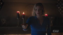 RD-Caps-6x21-The-Stand-17-Betty