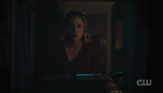 RD-Caps-6x17-American-Psychos-102-Betty