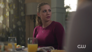 RD-Caps-2x11-The-Wrestler-20-Betty