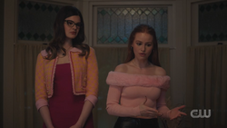 There's A Magical Clue About Cheryl Blossom in 'Chilling