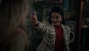 RD-Caps-5x11-Strange-Bedfellows-112-Darla-Veronica