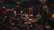 RD-Caps-6x19-The-Witches-of-Riverdale-111-Veronica-Betty-Heather-Cheryl-Tabitha-Sabrina