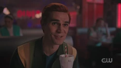 RD-Caps-7x04-Love-&-Marriage-71-Archie