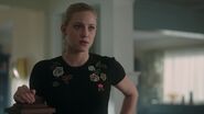 RD-Caps-2x19-Prisoners-30-Betty