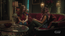 RD-Caps-5x03-Graduation-110-Cheryl-Toni