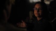 RD-Caps-3x12-Bizarrodale-33-Veronica.jpg (67 KB)