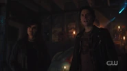 RD-Caps-3x19-Fear-The-Reaper-73-Gladys-Jughead.png (1.12 MB)