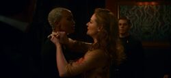 CAOS-Caps-2x08-The-Mandrake-76-Prudence-Zelda