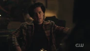 RD-Caps-6x15-Things-That-Go-Bump-in-the-Night-19-Jughead.png (1.46 MB)