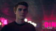RD-Caps-2x09-Silent-Night-Deadly-Night-05-Archie
