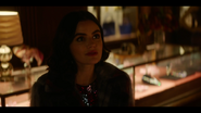 KK-Caps-1x04-Here-Comes-the-Sun-92-Katy