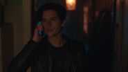 RD-Caps-2x21-Judgment-Night-148-Jughead