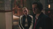 RD-Caps-4x13-The-Ides-of-March-94-Betty-Jughead