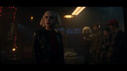 CAOS-Caps-3x06-All-of-them-Witches-34-Sabrina-Rosalind-Harvey-Theo-Robin