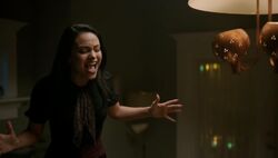 RD-Caps-5x18-Next-to-Normal-43-Veronica