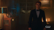 RD-Caps-2x12-The-Wicked-and-The-Divine-106-Archie.png (1.43 MB)