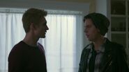 RD-Caps-2x19-Prisoners-53-Chic-Jughead.jpg (113 KB)