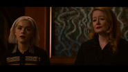 CAOS-Caps-2x01-The-Epiphany-52-Sabrina-Zelda