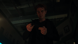 RD-Caps-4x08-In-Treatment-65-Archie