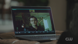 RD-Caps-5x05-Homecoming-44-Chad