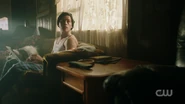 RD-Caps-2x06-Death-Proof-01-Jughead-Hot-Dog.png (934 KB)