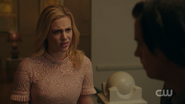 RD-Caps-2x12-The-Wicked-and-The-Divine-95-Betty.png (1.28 MB)