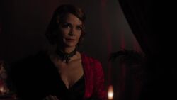 RD-Caps-3x12-Bizarrodale-17-Penelope