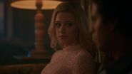 RD-Promo-2x12-The-Wicked-and-The-Divine-15-Betty