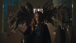 RD-Caps-3x08-Outbreak-108-Betty-Gryphon-Queen