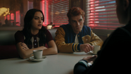 RD-Caps-4x14-How-to-Get-Away-with-Murder-100-Veronica-Archie