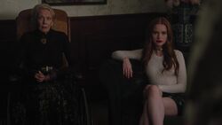 RD-Caps-3x09-No-Exit-109-Nana-Rose-Cheryl