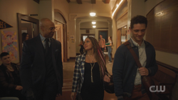 RD-Caps-5x06-Back-to-School-05-Weatherbee-Toni-Kevin