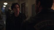 RD-Caps-2x21-Judgment-Night-13-Jughead