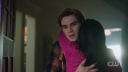 RD-Caps-6x19-The-Witches-of-Riverdale-84-Archie-Veronica