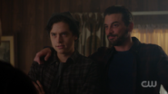 RD-Caps-2x13-The-Tell-Tale-Heart-64-Jughead-FP