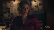 RD-Caps-6x15-Things-That-Go-Bump-in-the-Night-89-Betty