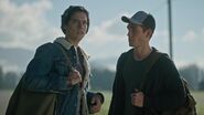 RD-Caps-3x07-The-Man-in-Black-05-Jughead-Archie